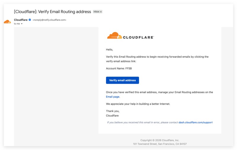 Cloudflare 验证邮件示例: 点击蓝色 Verify email address 按钮